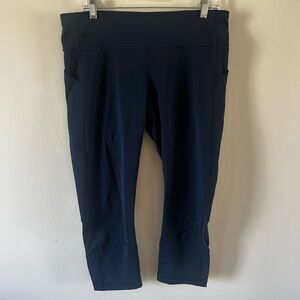 Lululemon Navy Blue Cropped Leggings